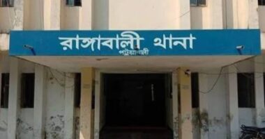 রাঙ্গাবালীতে স্বামী–স্ত্রীর ঝুলন্ত লাশ, ডায়েরির চিরকুটে রহস্যময় বার্তা