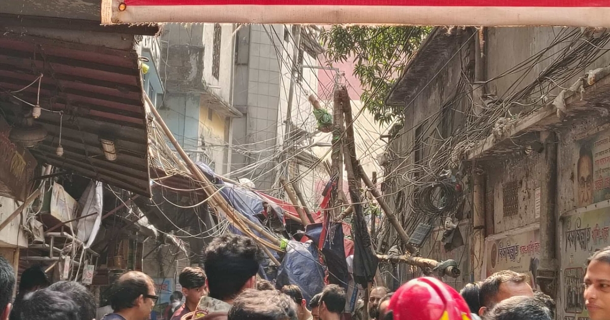 ভূমিকম্পে পুরান ঢাকায় ভবন ধসে নিহত ৩ জন