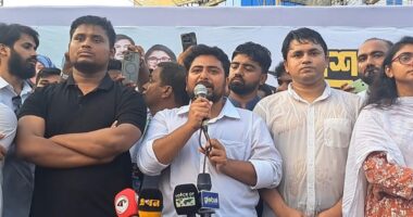 বিএনপি সংস্কার ভেস্তে দিচ্ছে, জামায়াত নির্বাচন পেছানোর চেষ্টা করছে : নাহিদ ইসলাম