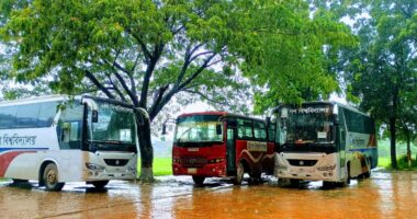 গণ বিশ্ববিদ্যালয়ে শিক্ষার্থীদের বাস সেবা শুরুতেই ব্যর্থ, শিক্ষার্থীদের নাগালের বাইরে ভাড়া