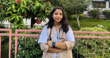 প্রতিকূলতার ভেতর ফুটে ওঠা এক ‘জেসমিন’