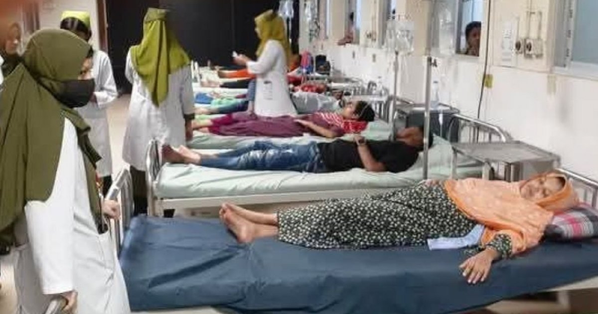 গাজীপুরে টেক্সটাইল কারখানায় দূষিত পানি পানে অসুস্থ ৩০০ শ্রমিক, আতঙ্কে এলাকাবাসী