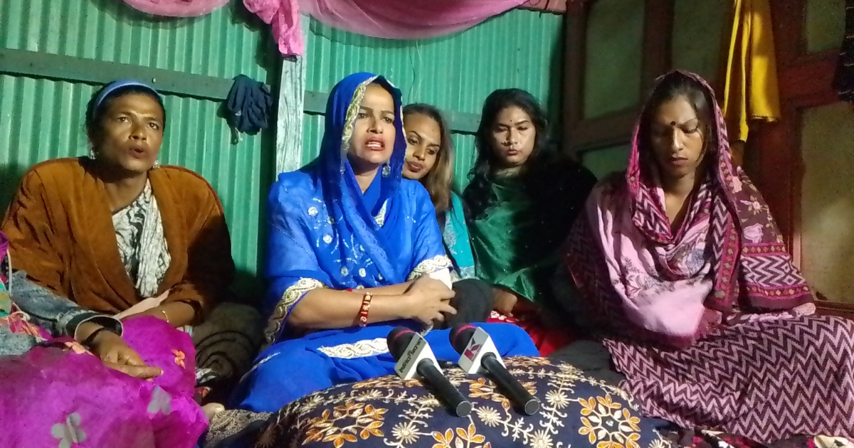 লতা হিজড়ার বিরুদ্ধে মিথ্যা সংবাদ প্রচারে মহিপুরে প্রতিবাদে সংবাদ সম্মেলন