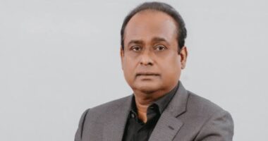 বাগেরহাটে আরও একটি আসনের মনোনয়ন সংগ্রহ সিলভার সেলিমের