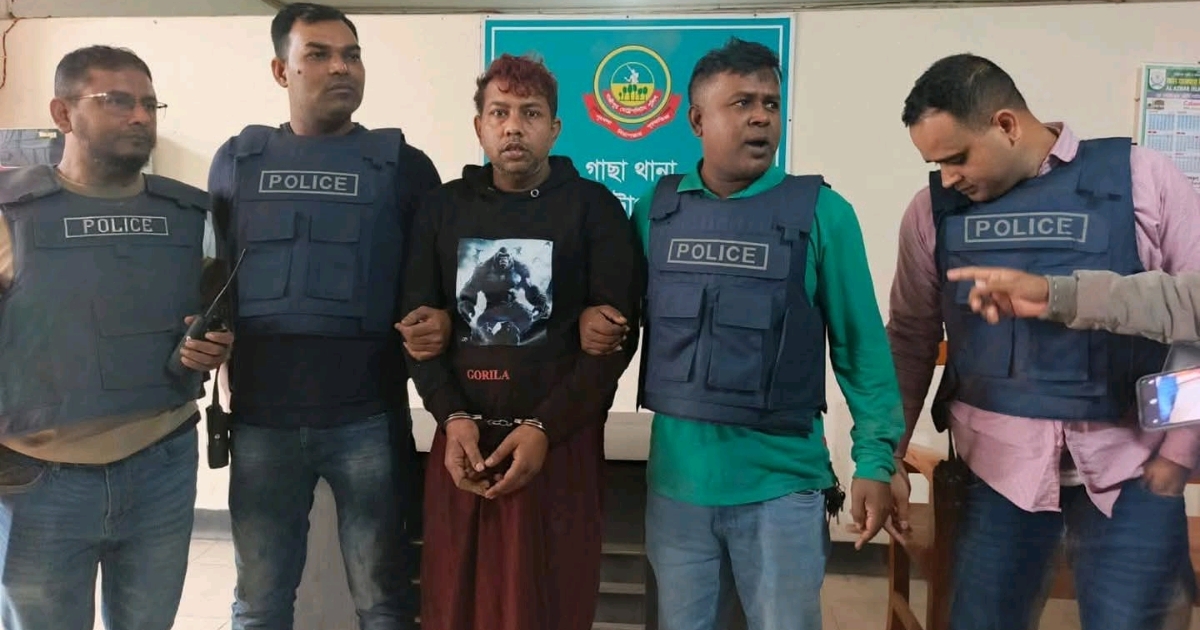 গাজীপুর গভীর রাতে পুলিশের অভিযানে ভাড়া বাসা থেকে অবৈধ অ/স্ত্র-গু/লিসহ ১ জন গ্রেপ্তার