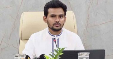 কোনো দলে নয়, ঢাকা–১০ আসন থেকে স্বতন্ত্র প্রার্থী হিসেবে প্রতিদ্বন্দ্বিতা করবেন আসিফ মাহমুদ