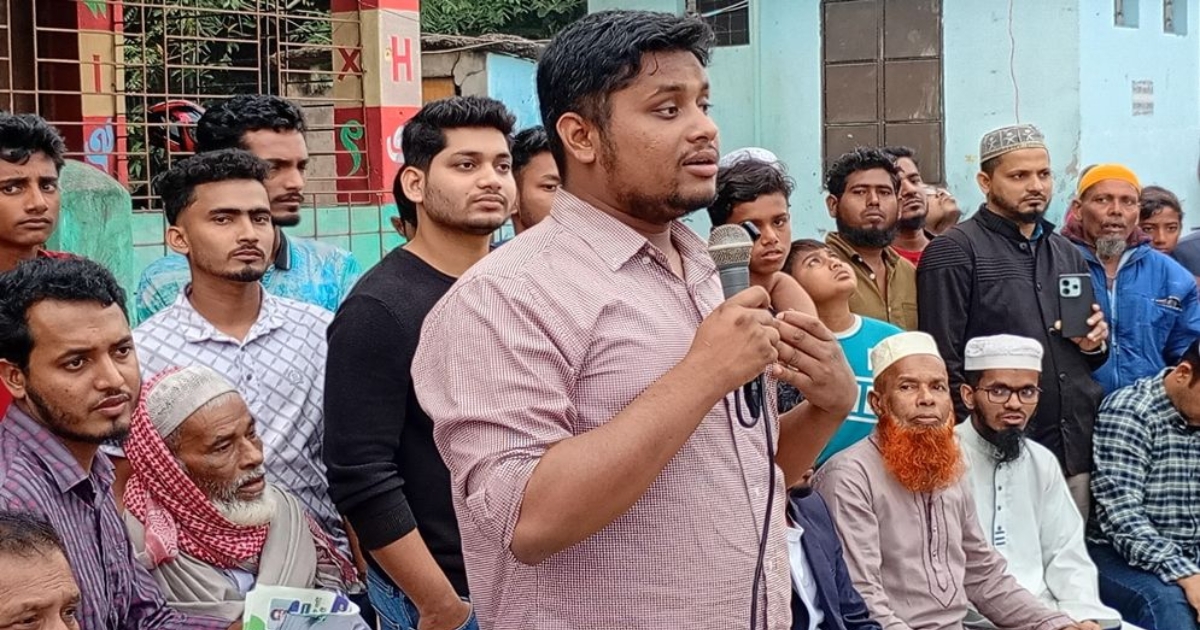 আমাকে বাঁচাতে বিএনপি-জামাতের নেতা কর্মীরা আমার জন্য ঢাল হয়ে পাশে দাঁড়াবে : হাসনাত আবদুল্লাহ