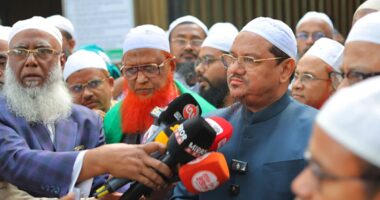 খুনিরা যেন পাশের দেশে আশ্রয় না পায়, জাতিসংঘকে দায়িত্ব নিতে হবে : চরমোনাই পীর
