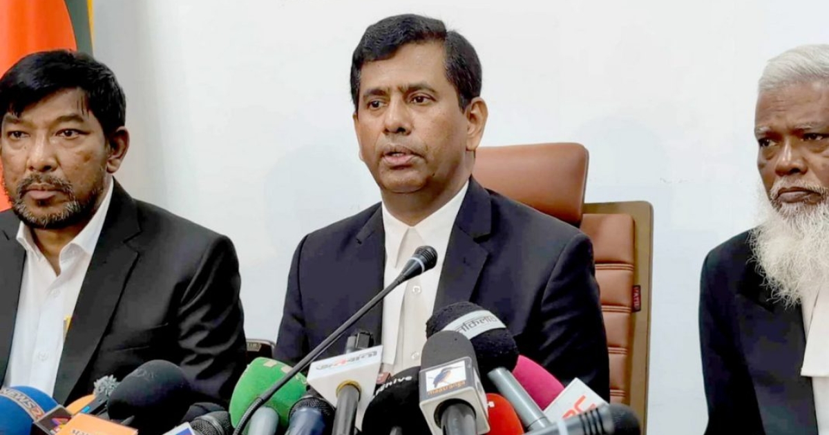 “খুনিদের আমরা ধরবই, কালো পাহাড় হোক বা নীল সাগরের ওপারে, ন‍্যায়বিচার পরাভূত হবে না, ইনশাআল্লাহ” : চিফ প্রসিকিউটর