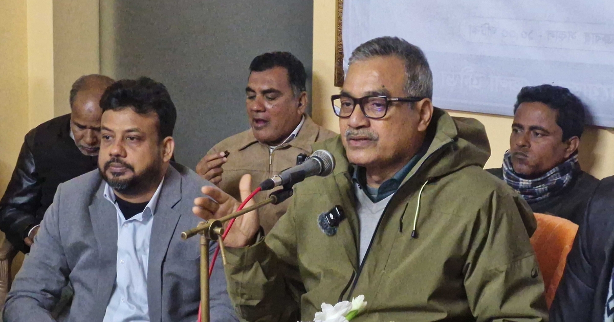 আ.লীগের কর্মী-সমর্থকদের কাছে ভোট চাইলেন বিএনপি চেয়ারপারসনের উপদেষ্টা হারুন