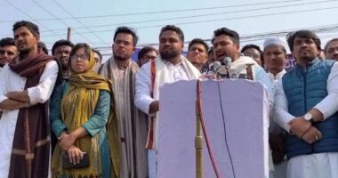 একটি দল মিথ্যা প্রতিশ্রুতি দিয়ে সারাদেশে জনগণের সঙ্গে প্রতারণা করছে : নাহিদ ইসলাম