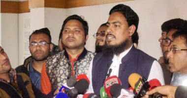 জাতীয় পার্টিকে আগামী নির্বাচনে অযোগ্য ঘোষণার দাবি আখতার হোসেনের