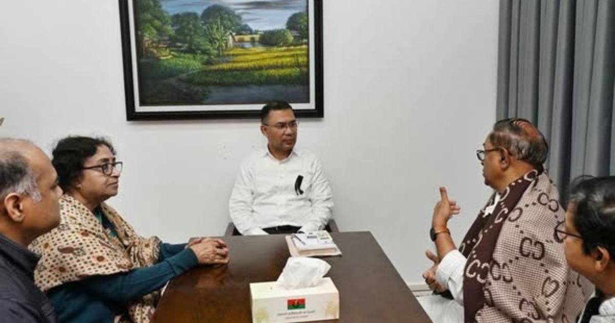 তারেক রহমানের সঙ্গে বিপ্লবী ওয়ার্কার্স পার্টির সাইফুল হকের সৌজন্য সাক্ষাৎ