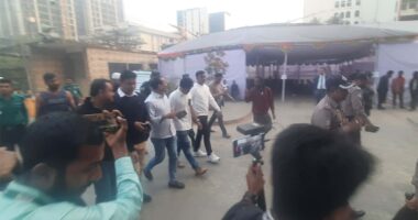 ইসিতে আলোচনা করতে গেল ছাত্রদলের প্রতিনিধি দল