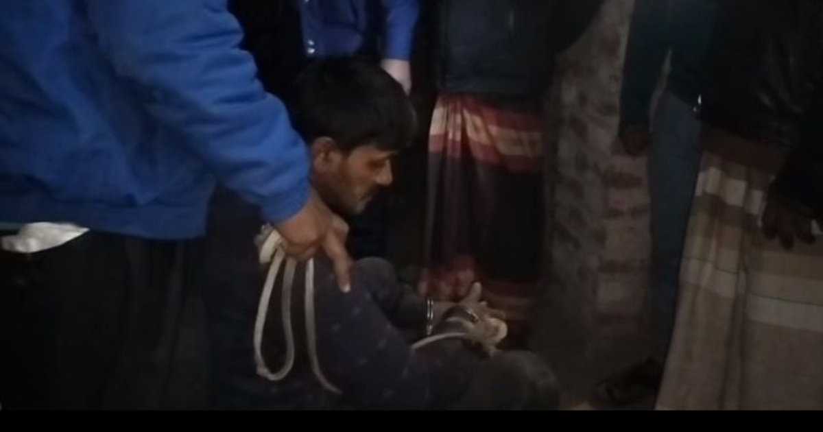 নলডাঙ্গায় টিসিবি পণ্য বিক্রির টাকা চুরি – আটক ১
