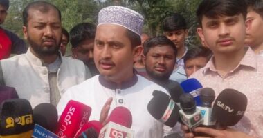 দেশের বাইরে বসে বাংলাদেশের ভাগ্য নির্ধারণ করার দিন আর নেই : সারজিস