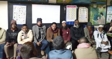 শিবগঞ্জের কুড়াহার গ্রামে বিএনপির ধানের শীষ মার্কার উঠান বৈঠক অনুষ্ঠিত