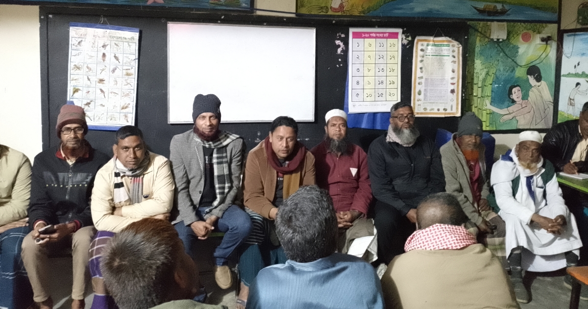 শিবগঞ্জের কুড়াহার গ্রামে বিএনপির ধানের শীষ মার্কার উঠান বৈঠক অনুষ্ঠিত