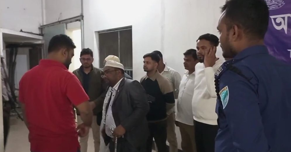 আশুলিয়ায় ভোট কেন্দ্র দখলচেষ্টার অভিযোগ, বিএনপির ১৩ নেতাকর্মী আটক