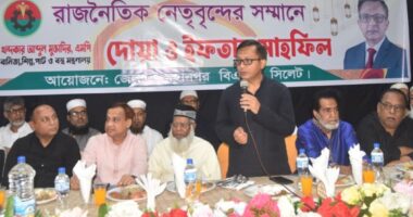 বাংলাদেশ-ভারত দীর্ঘদিনের বন্ধুত্বপূর্ণ সম্পর্ক, বাণিজ্য দৃঢ় করতে দুই দেশই কাজ করছে: বাণিজ্যমন্ত্রী