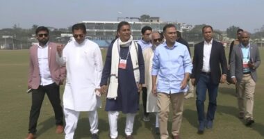২২ বছর পর খুলনায় পৌঁছেছেন তারেক রহমান, নগরজুড়ে উৎসবের আমেজ