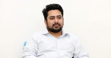 জাতির উদ্দেশে ভাষণ দেবেন নাহিদ ইসলাম