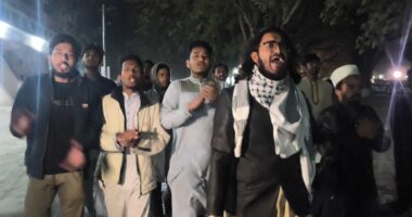 হাদি হত্যার বিচার ও রাকসুর জিএস এর উপর হামলার প্রতিবাদে রাবিতে বিক্ষোভ মিছিল