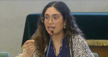 গুলশান হাইস্কুল অ্যান্ড কলেজ কেন্দ্রে ভোট দিবেন তারেক রহমানের কন্যা জাইমা রহমান