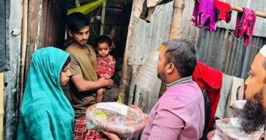 তারেক রহমানের পক্ষে ঢাকা-১৭ আসনের ভাসানটেকে ইফতার সামগ্রী বিতরণ