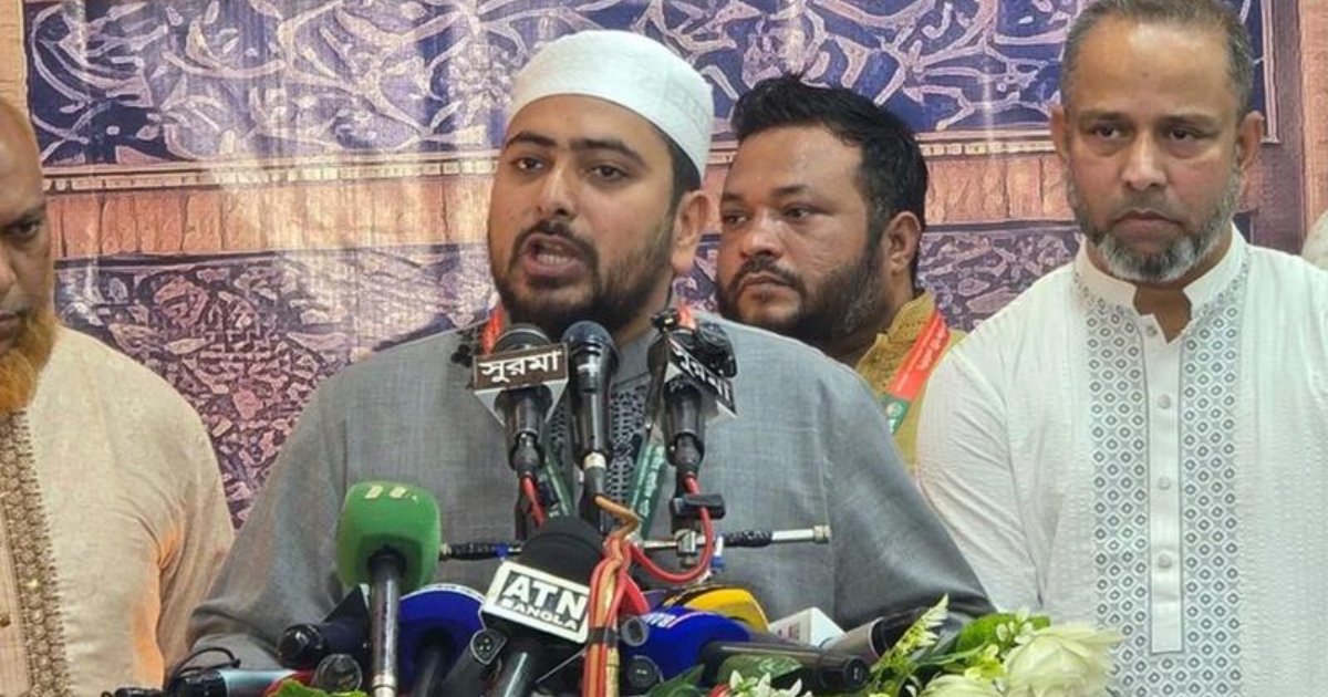 ‘দেশ আবারো স্বৈরতন্ত্রের দিকে, আমাদের আরেকটি লড়াইয়ের প্রস্তুতি নিতে হবে’ : নাহিদ ইসলাম