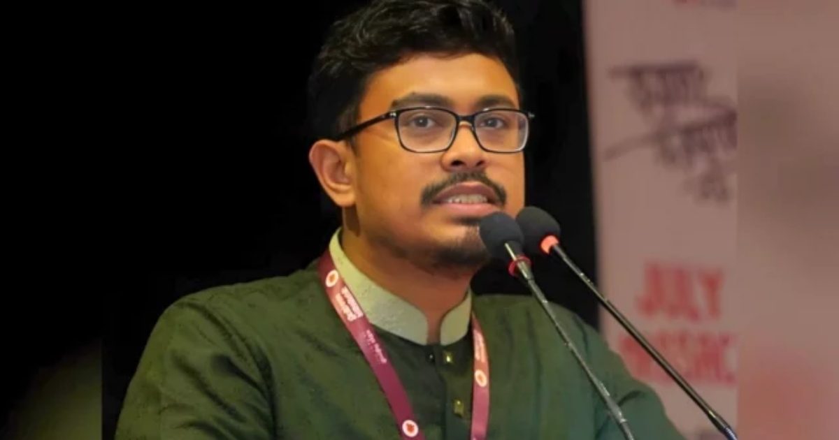 মধ্যরাতে ডাকসুর ভিপি সাদিক কায়েমের স্ট্যাটাস