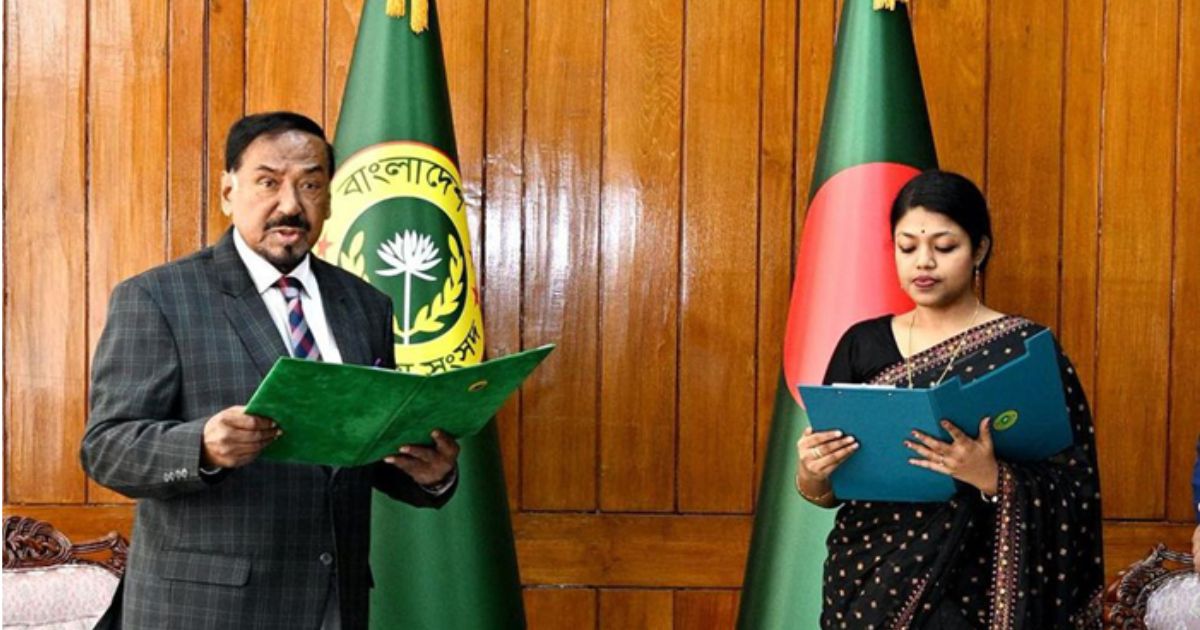 নারী আসনে শপথ নিলেন এনসিপির নুসরাত তাবাসসুম জ্যোতি