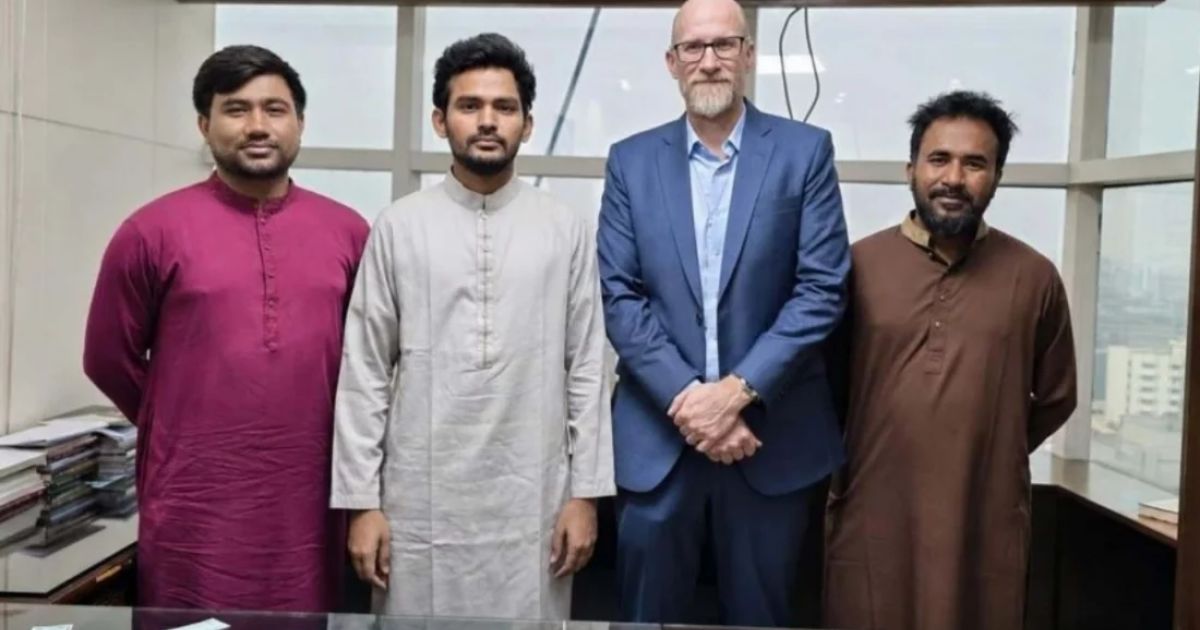 এনসিপির কার্যালয়ে মার্কিন কূটনীতিক