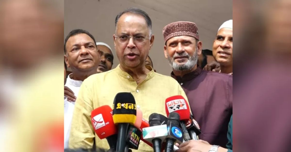 রাজধানীতে বিদ্যুতের চাপ কমাতে প্রতিটি বাসায় সোলার বসানোর উদ্যোগ সরকারের