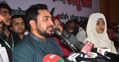 গণভোটের রায় বাস্তবায়ন না হলে আন্দোলন রাজপথে গড়াবে: নাহিদ ইসলাম