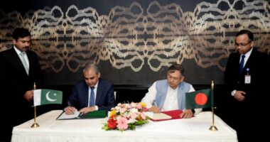 বাংলাদেশ-পাকিস্তানের মধ্যে মাদক পাচার রোধে সমঝোতা স্মারক সই