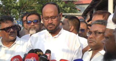 দেশীয় খামারিদের সুরক্ষা দিতে ভারত থেকে পশু আসা ঠেকাতে প্রতিমন্ত্রীর কঠোর নির্দেশনা