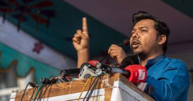 সরকার যদি সহজেই গণভোটের রায় মেনে নেয় তাহলে ভালো, আর যদি না নেয়,তাহলে তাদের বাধ্য করা হবে: সারোয়ার তুষার
