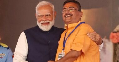 যাকে ‘দুর্নীতিবাজ’ বলেছিলেন মোদি, ১০ বছর পর সেই শুভেন্দুই মুখ্যমন্ত্রী