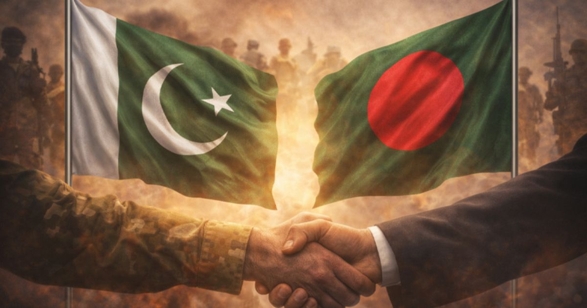 ইতিহাসের দেয়াল ভেঙে শক্তিশালী নিরাপত্তা বলয় গড়ছে বাংলাদেশ ও পাকিস্তান
