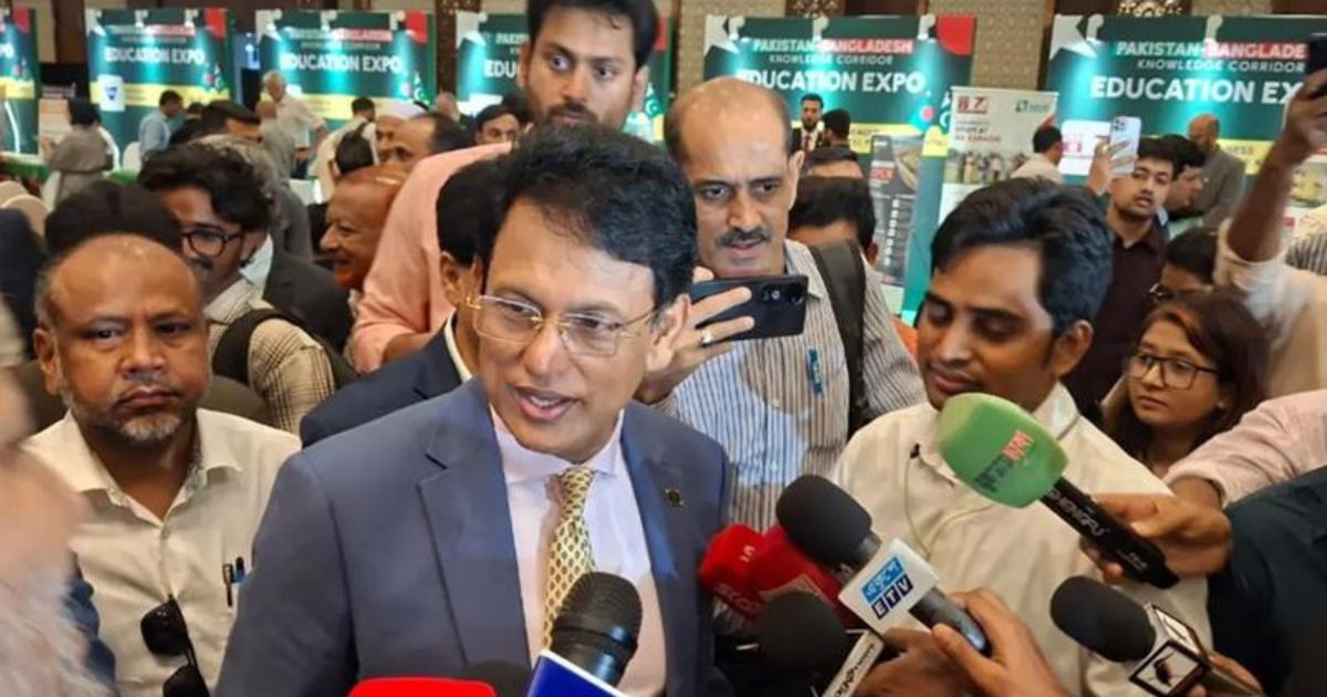 ‘ব্রেন ড্রেন’ নয়, ‘রিভার্স ব্রেন ড্রেন’ করতে হবে : শিক্ষামন্ত্রী