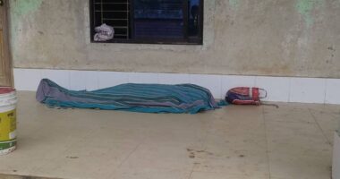 গাজীপুরে স্কুল বারান্দায় ভিক্ষুকের মৃত্যু, ব্যাগে মিলল ৭০ হাজার টাকা
