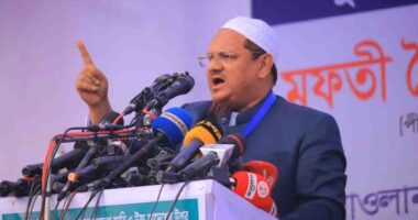 বিদেশিদের গোলামি নয়, দেশকে স্বনির্ভর করে গড়ে তুলতে হবে : চরমোনাই পীর