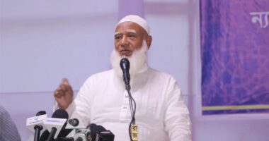 জামায়াতের প্রত্যেককেই সার্চলাইট দিয়ে দেখা হবে: জামায়াত আমির