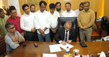 যোগদান করলেন নজরুল বিশ্ববিদ্যালয়ের নতুন উপাচার্য অধ্যাপক ড. মোশারফ হোসেন
