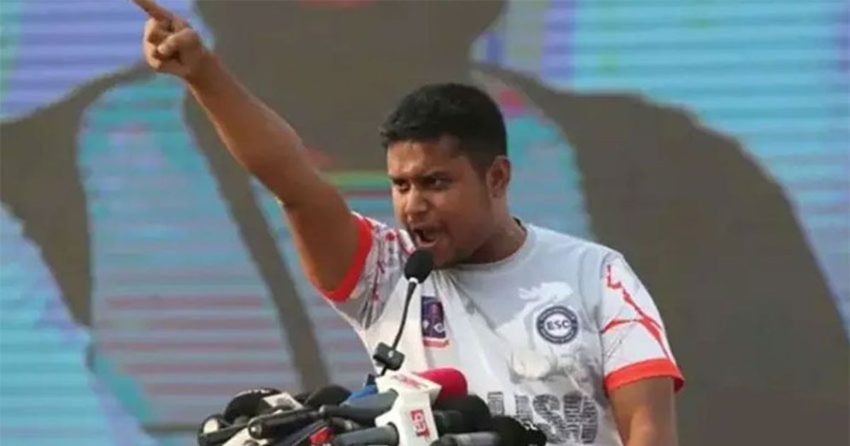 ‘অবৈধ মেয়র পুলিশ দিয়ে ছাত্রদের পিটিয়ে গ্রাফিতি আঁকা বন্ধ করতে চায়, জুলাইয়ের গ্রাফিতিতে এত ভয় কিসের’ : হাসনাত