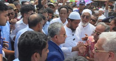 বিএনপি-জামায়াতের উত্তেজনার মুখে সেতুমন্ত্রী, নিরাপত্তাজনিত কারণে মঞ্চে না উঠেই সেখান থেকে ফিরে যান