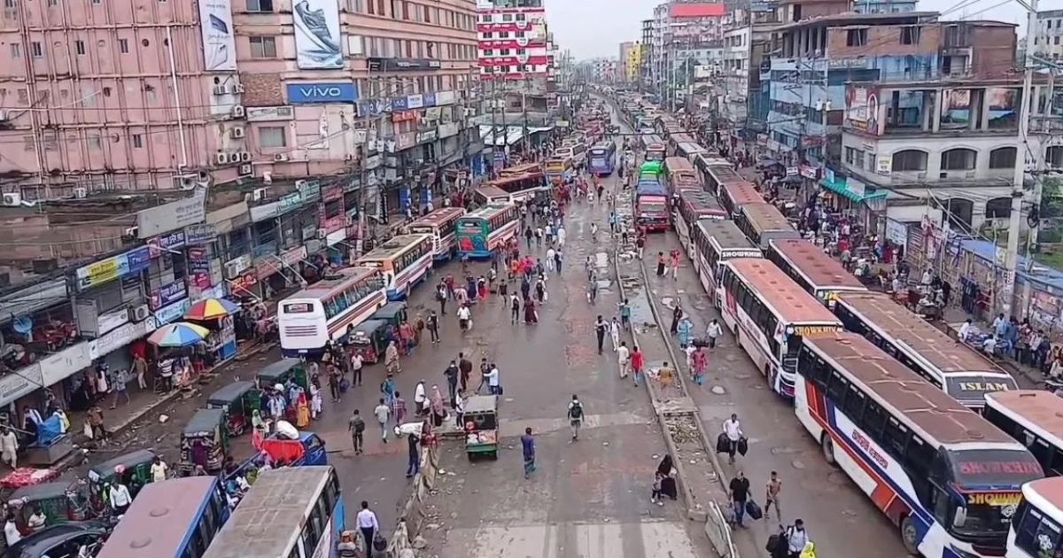 নাড়ির টানে ঘরমুখো মানুষের ঢল, গাজীপুর মহাসড়কে তীব্র যানচাপ