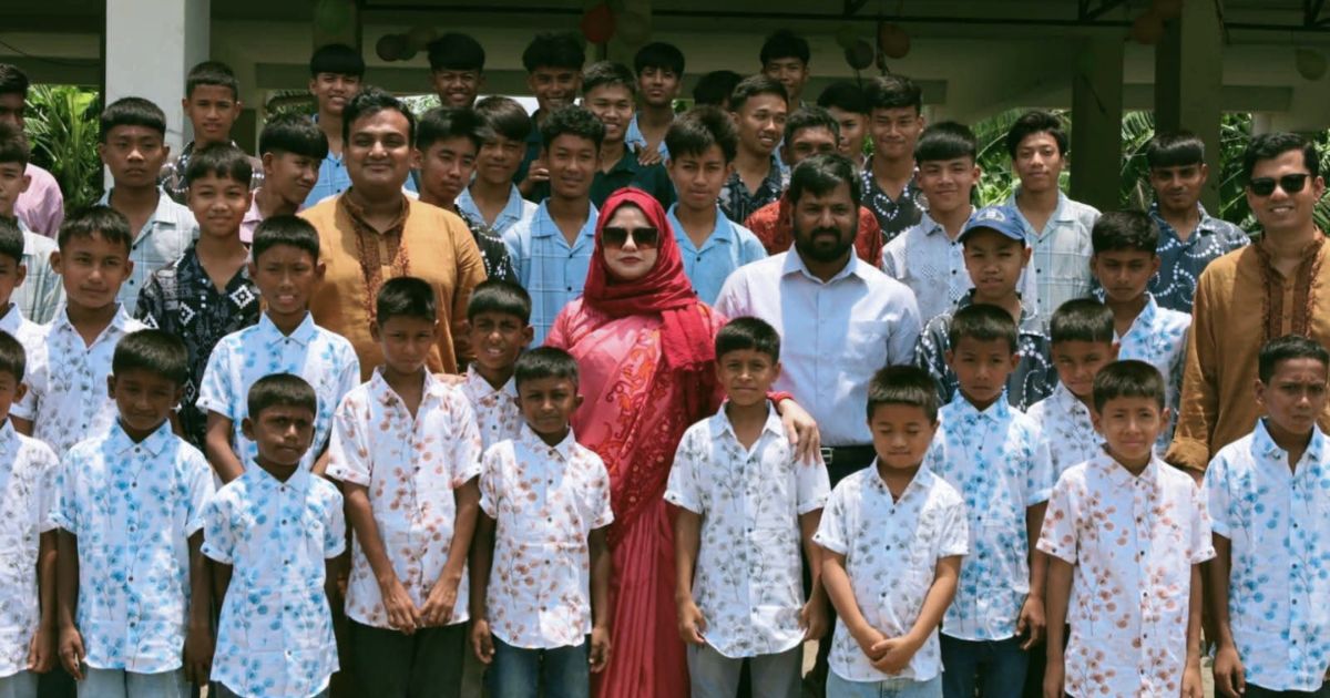পবিত্র ঈদুল আজহার আনন্দ এতিম ও সুবিধাবঞ্চিত শিশুদের সঙ্গে ভাগ করে নিলেন মুন্সিগঞ্জের জেলা প্রশাসক