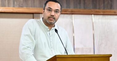 মানবিক ও জনমুখী রাজনীতির অনন্য দৃষ্টান্ত স্থাপন করেছে সরকার: মাহদী আমিন